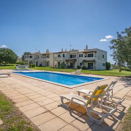 The Golden Breeze - Beachside Pool & Bbq Escape * Distrito de Faro