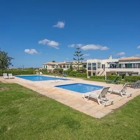 The Golden Breeze - Beachside Pool & Bbq Escape * Faro